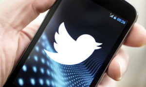 Twitter on mobile phone